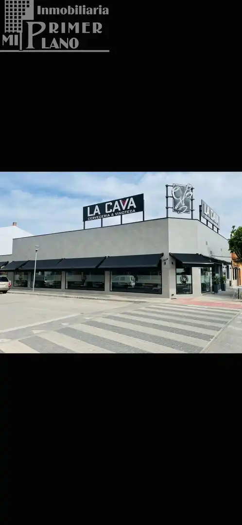 Local comercial en venta en Tomelloso