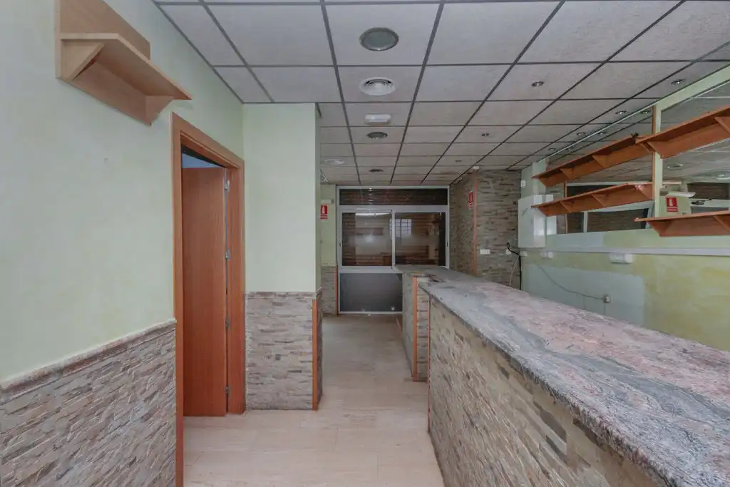 Local en venda a C/ Maresme, Serraparera