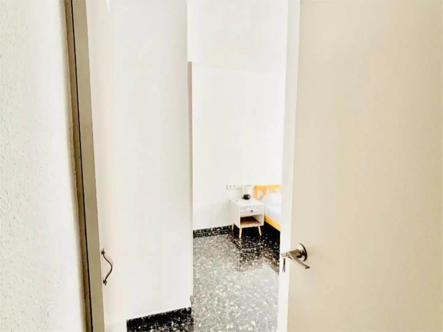 Wohnung zur Miete in  Valencia Capital mit Klimaanlage und Balkon