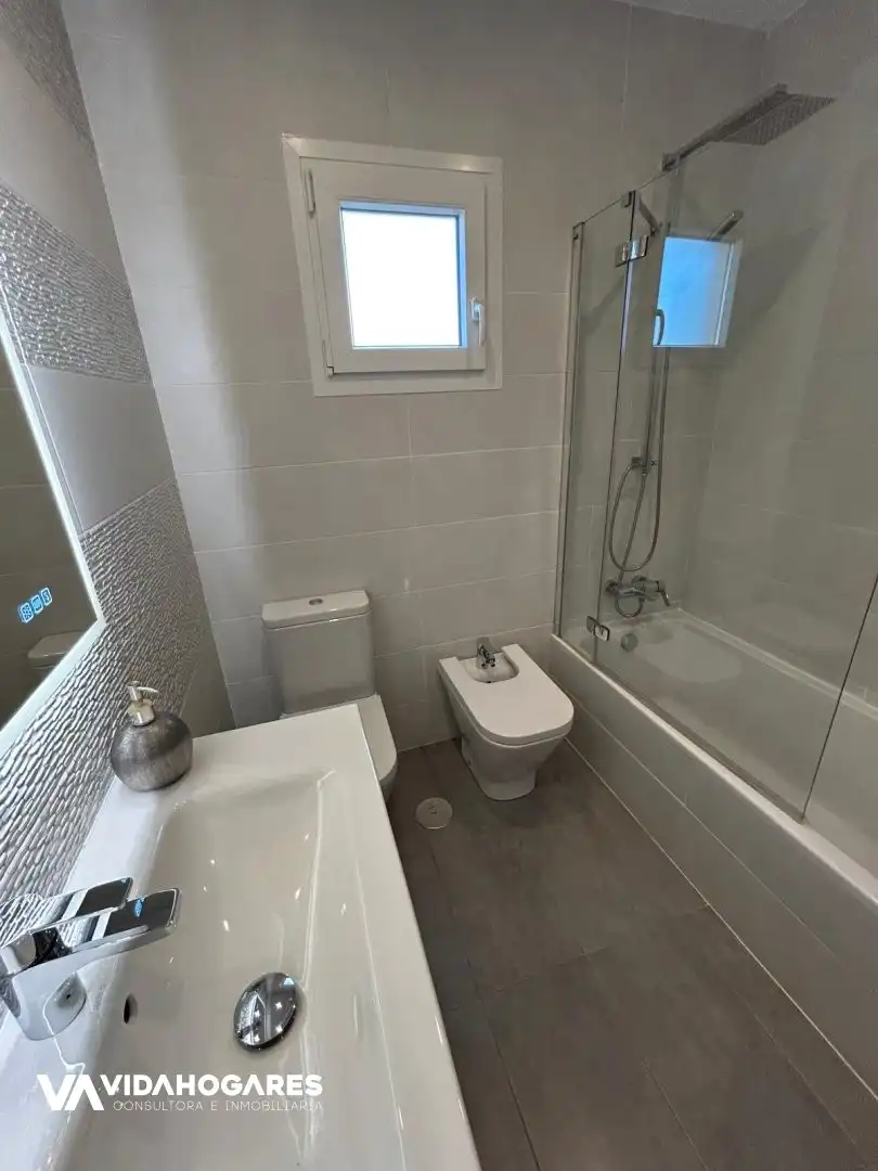 Bathroom of Houses for sale in Rota  with Terrace