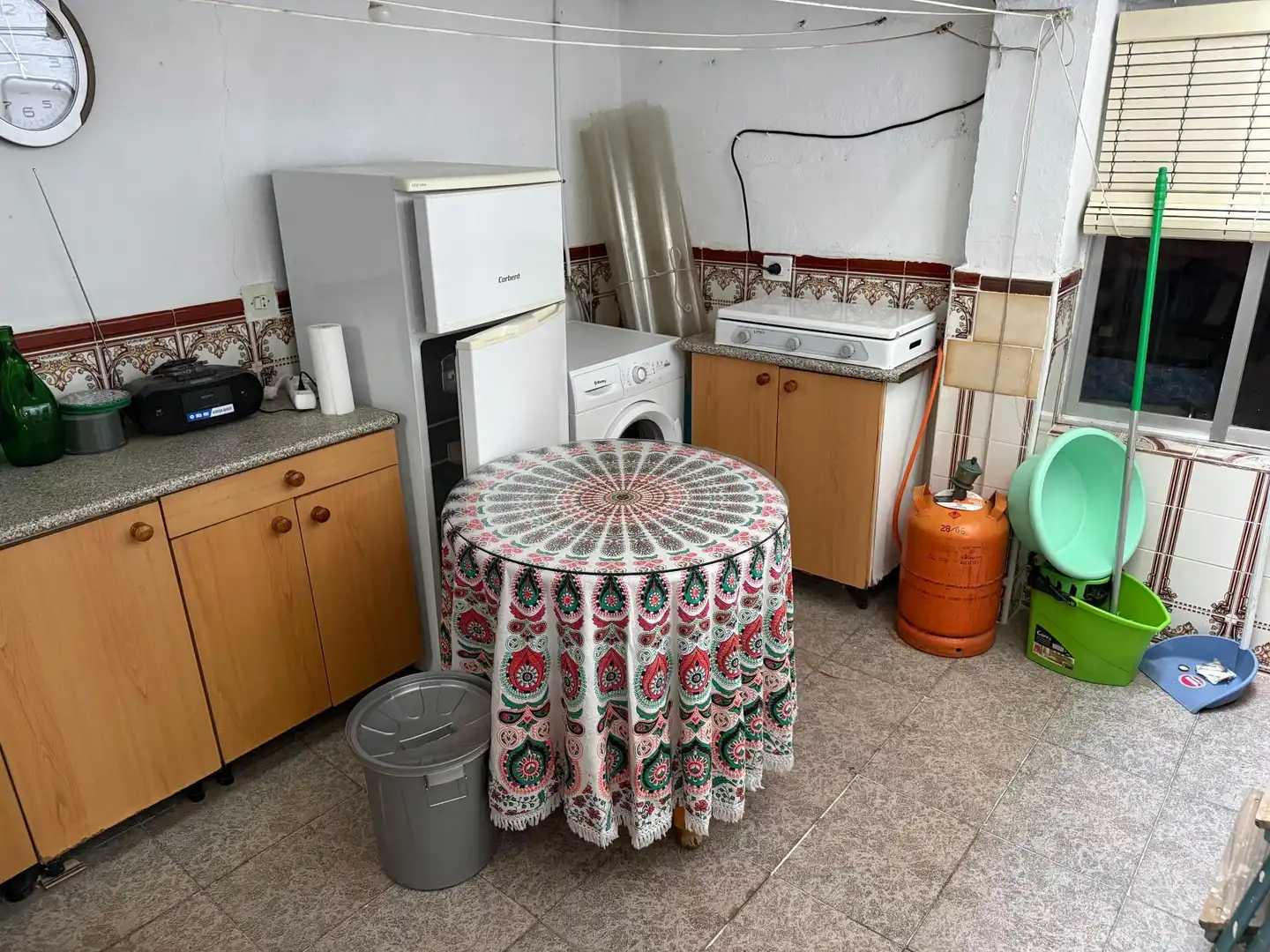 Kitchen of Flat for sale in Candeleda  with Air Conditioner and Furnished