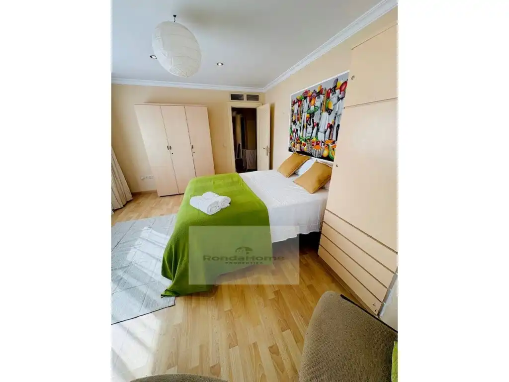 Bedroom of Flat for rent in Benalmádena