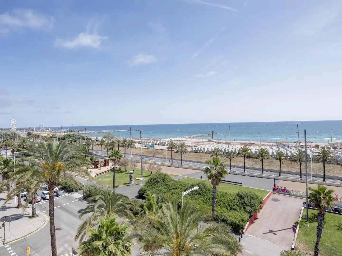 Außenansicht von Wohnung zum Verkauf in Barcelona mit Klimaanlage, Heizung und Balkon