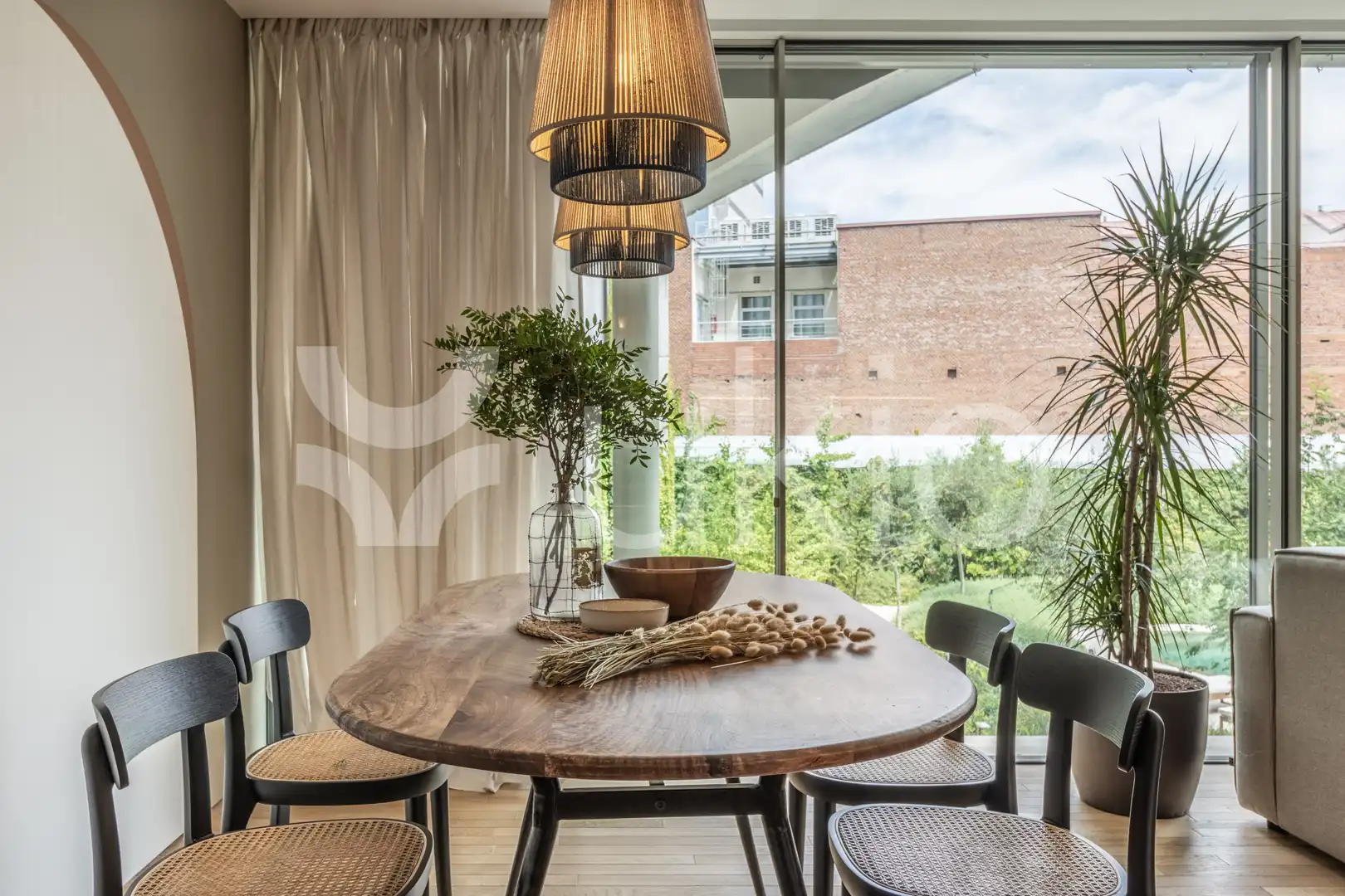 Comedor de Apartamento de alquiler en Madrid con Aire acondicionado, Amueblado y Horno