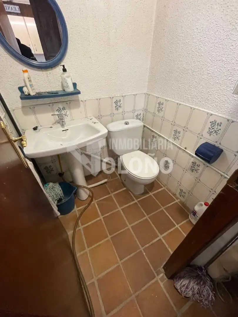 Baño de Local en venta en Gimileo con Amueblado