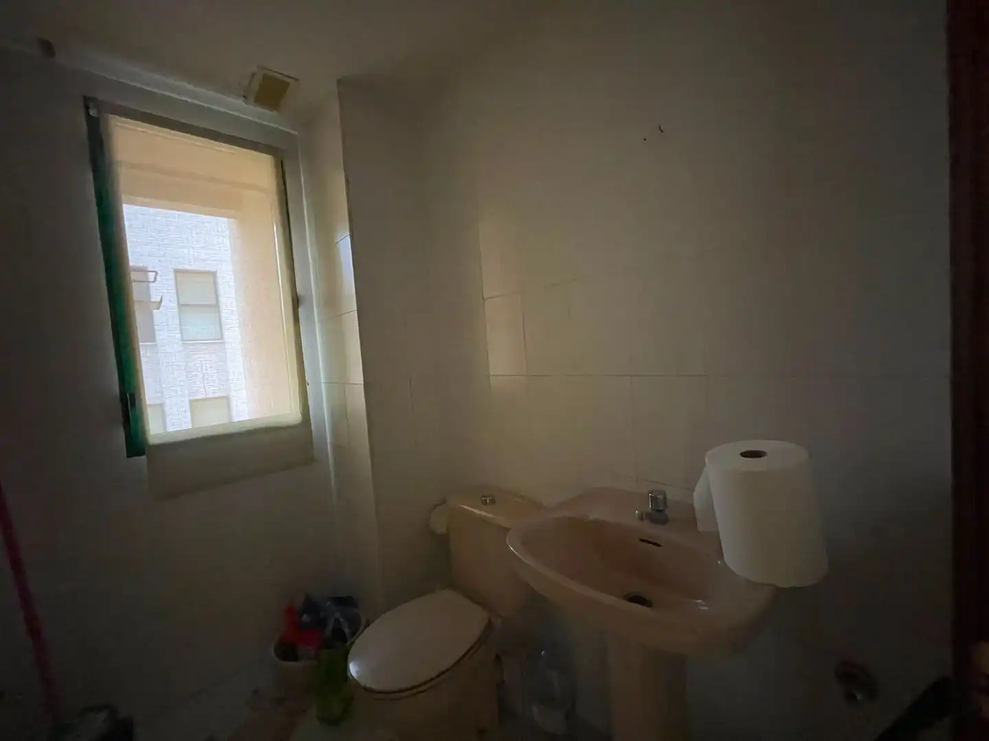 Badezimmer von Büro zur Miete in Molina de Segura mit Klimaanlage, Terrasse und Balkon
