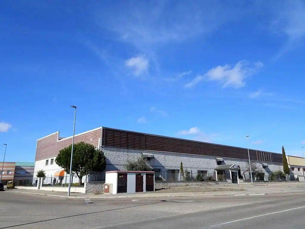 Industriegebäude zur Miete in Medina del Campo, imagen 2