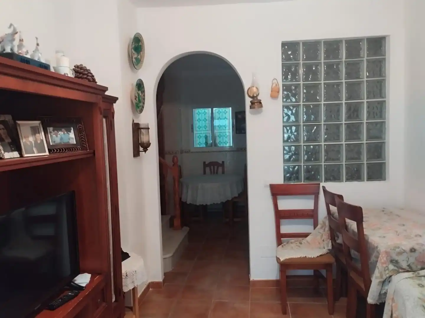 Casa adosada en venda en Tolox amb Moblat