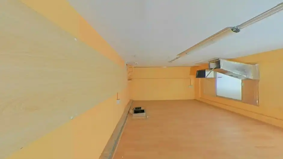 Local comercial en venda a Avenida Doctor Oloriz
