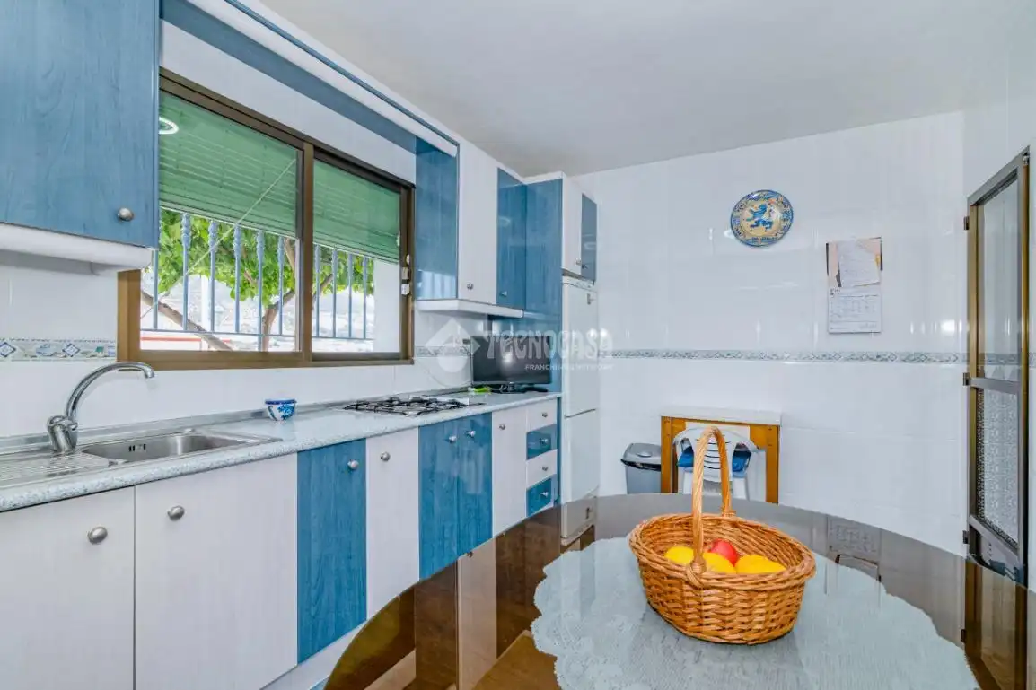 Kitchen of Houses for sale in Loja  with Air Conditioner, Terrace and Balcony