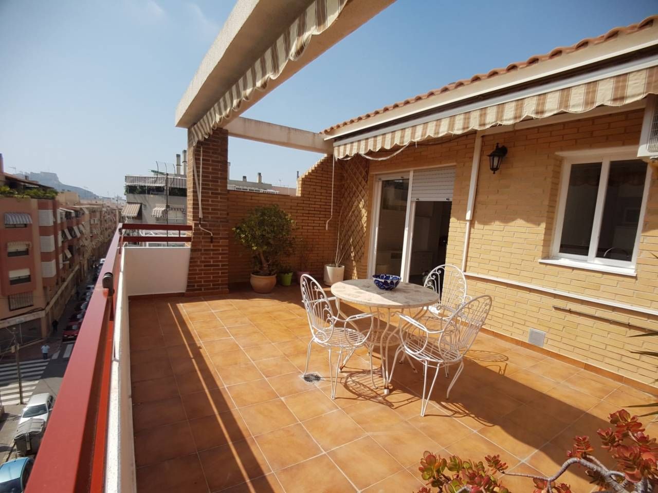 Terraza de Ático de alquiler en Alicante / Alacant con Aire acondicionado, Calefacción y Terraza
