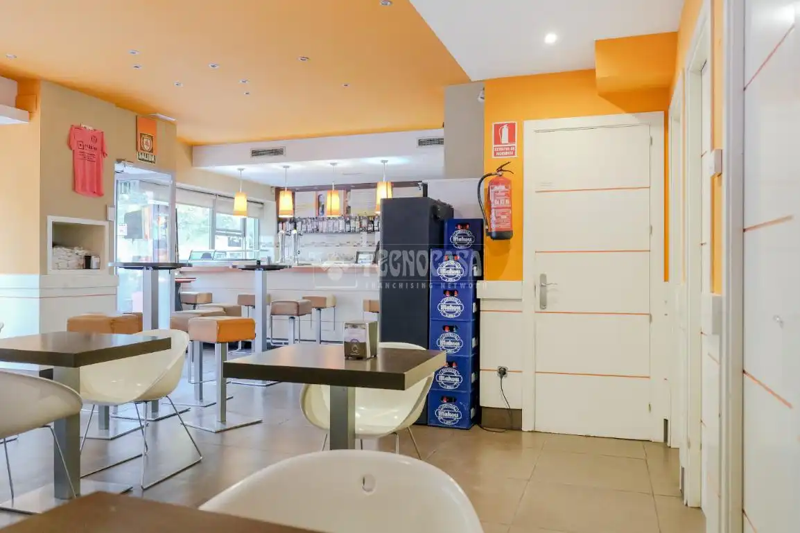 Commercial properties for sale in Madrid  with Air Conditioner and Terrace