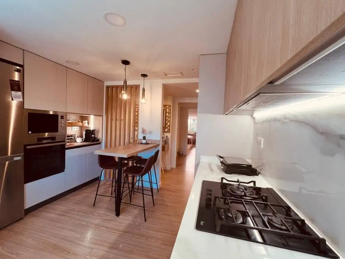 Cocina de Piso en venta en Alicante / Alacant con Aire acondicionado, Calefacción y Jardín privado