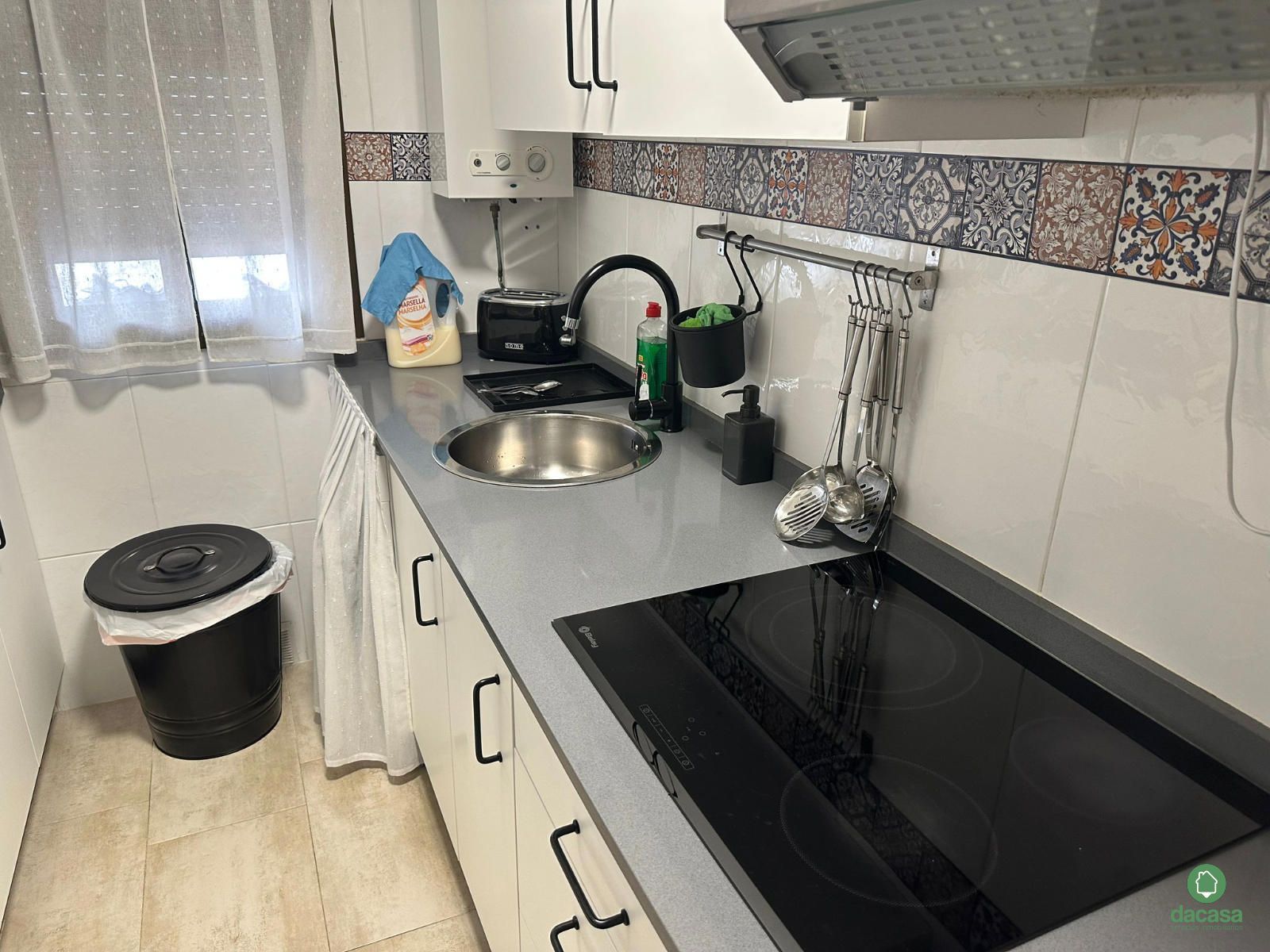 Cuina de Pis en venda en  Huelva Capital amb Aire condicionat, Calefacció i Moblat