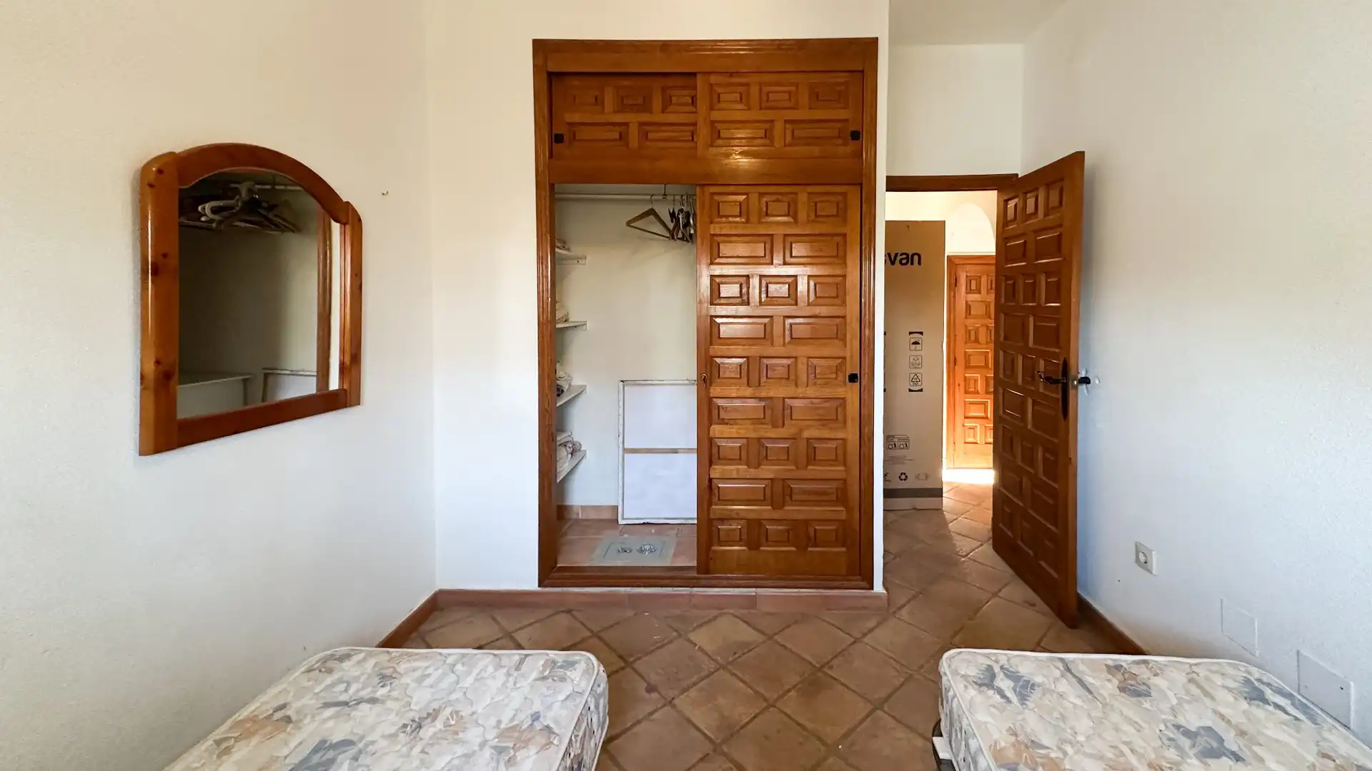 Houses for sale in Orihuela  with Air Conditioner, Swimming Pool and Furnished