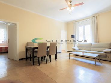 Piso con ascensor en venta en Carrer de Sant Paulí de Nola