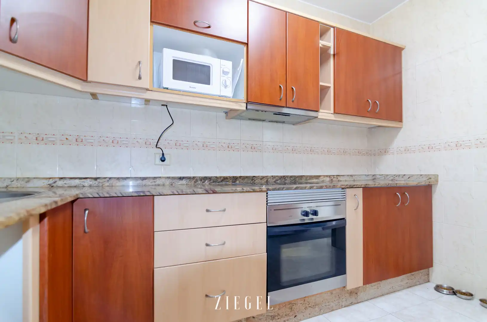 Kitchen of Flat for sale in Ingenio  with Furnished
