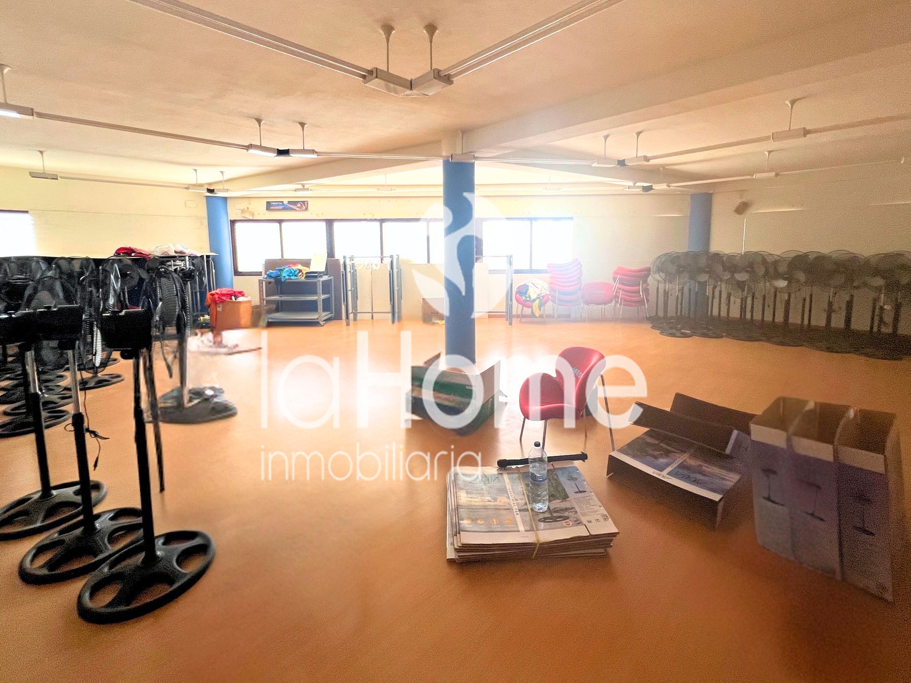 Nave industrial en venta en Manises