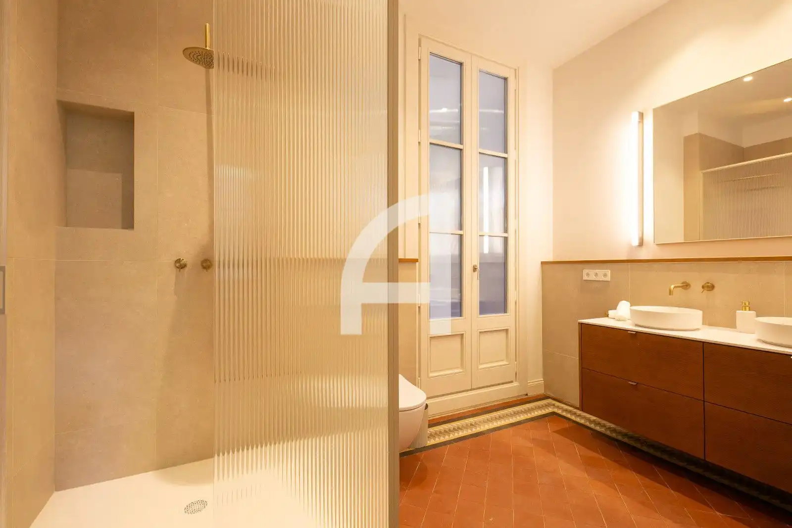 Bathroom of Flat for rent in Barcelona  with Air Conditioner, Heating and Parquet flooring