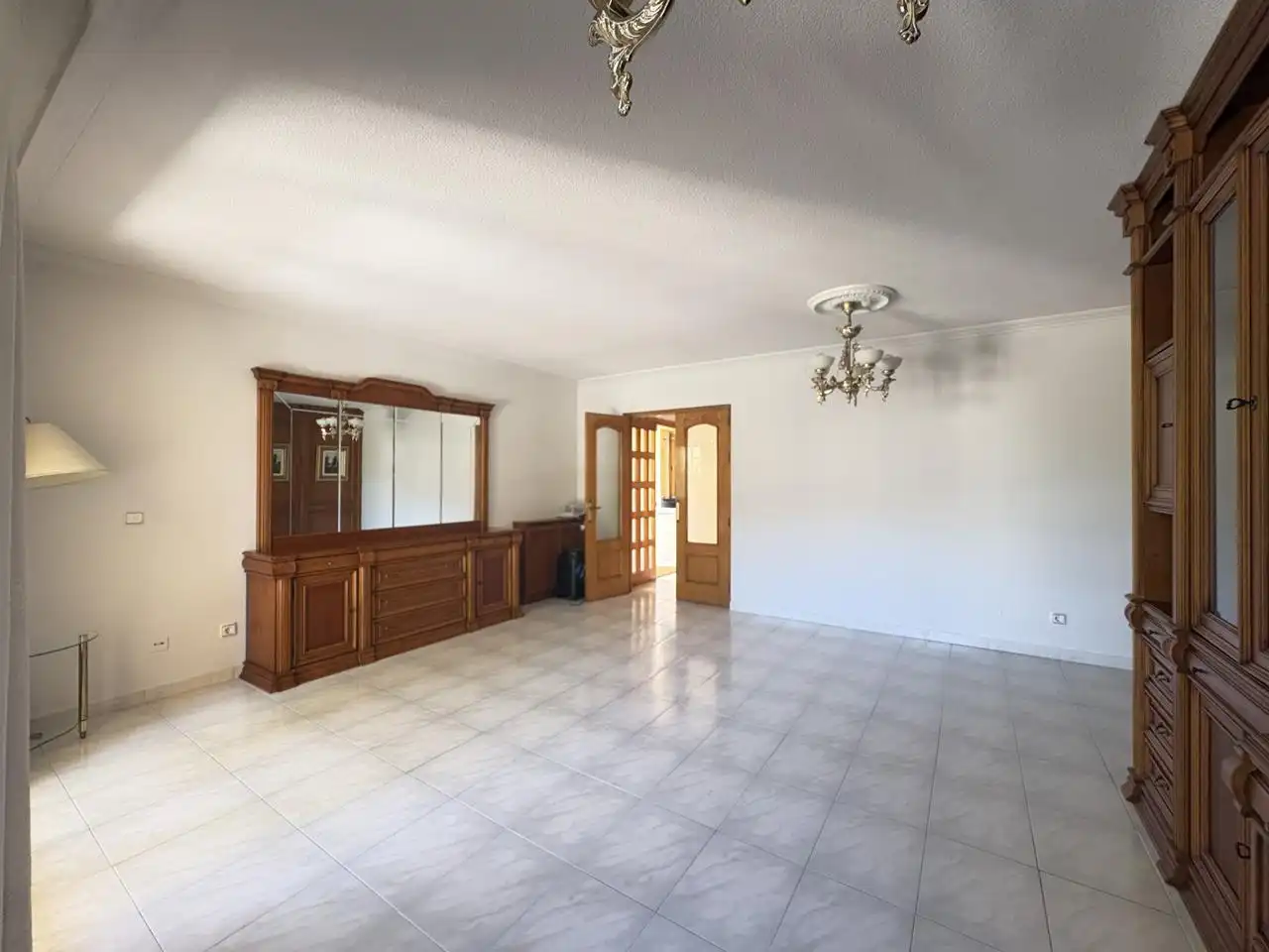 Sala d'estar de Casa o xalet de lloguer en Collado Villalba amb Calefacció, Jardí privat i Parquet
