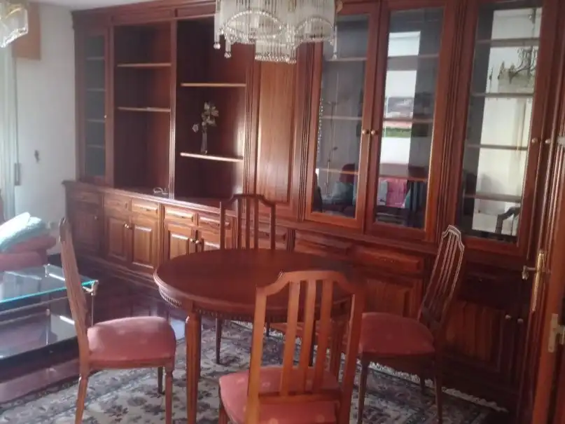 Menjador de Casa o xalet per a compartir en Parroquias de Santiago