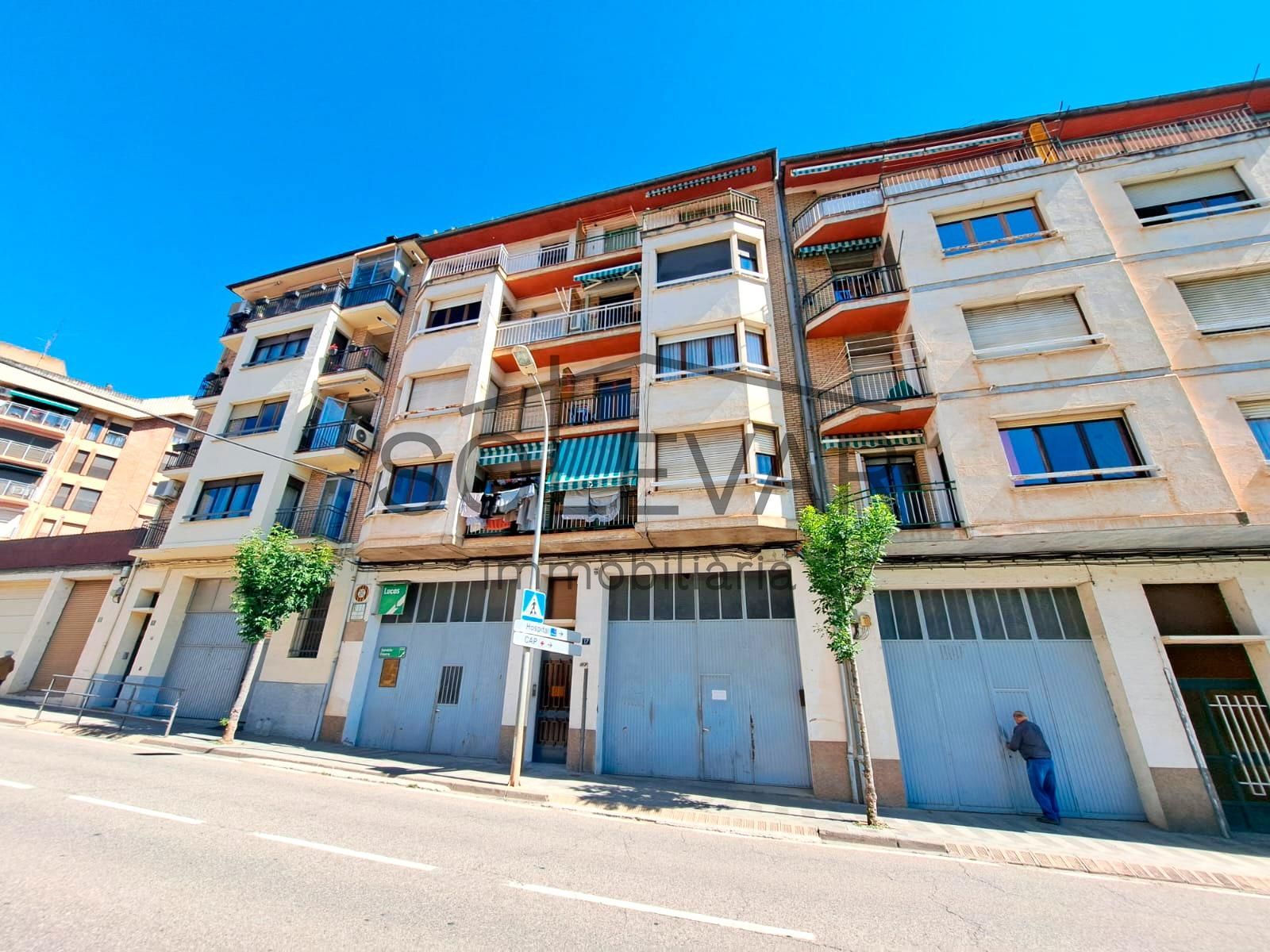 Vista exterior de Pis en venda en Tremp amb Calefacció i Balcó