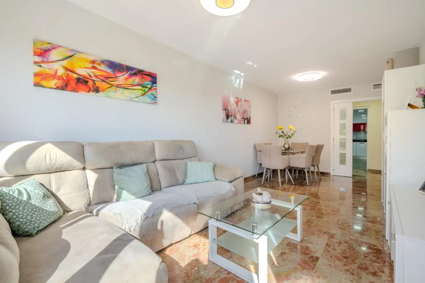 Sala d'estar de Pis de lloguer en Almería amb Aire condicionat, Calefacció i Moblat