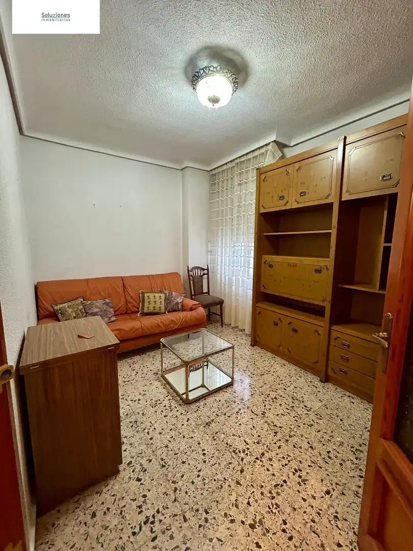 Living room of Flat for sale in Albacete  with Air Conditioner, Heating and Balcony