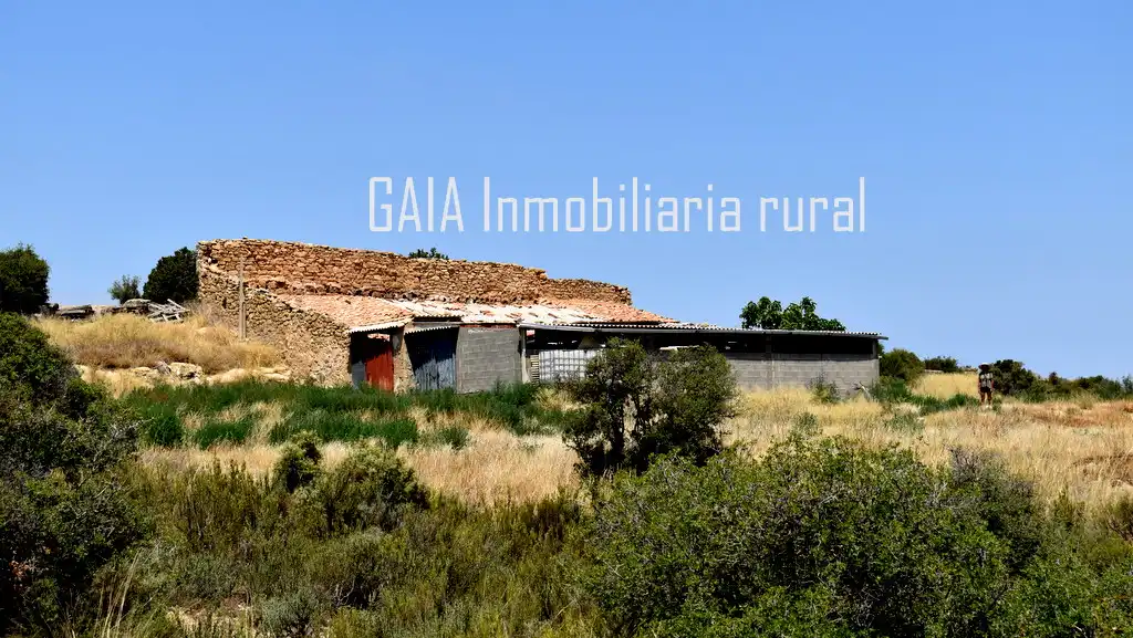 Casa rústica en venda a Maella