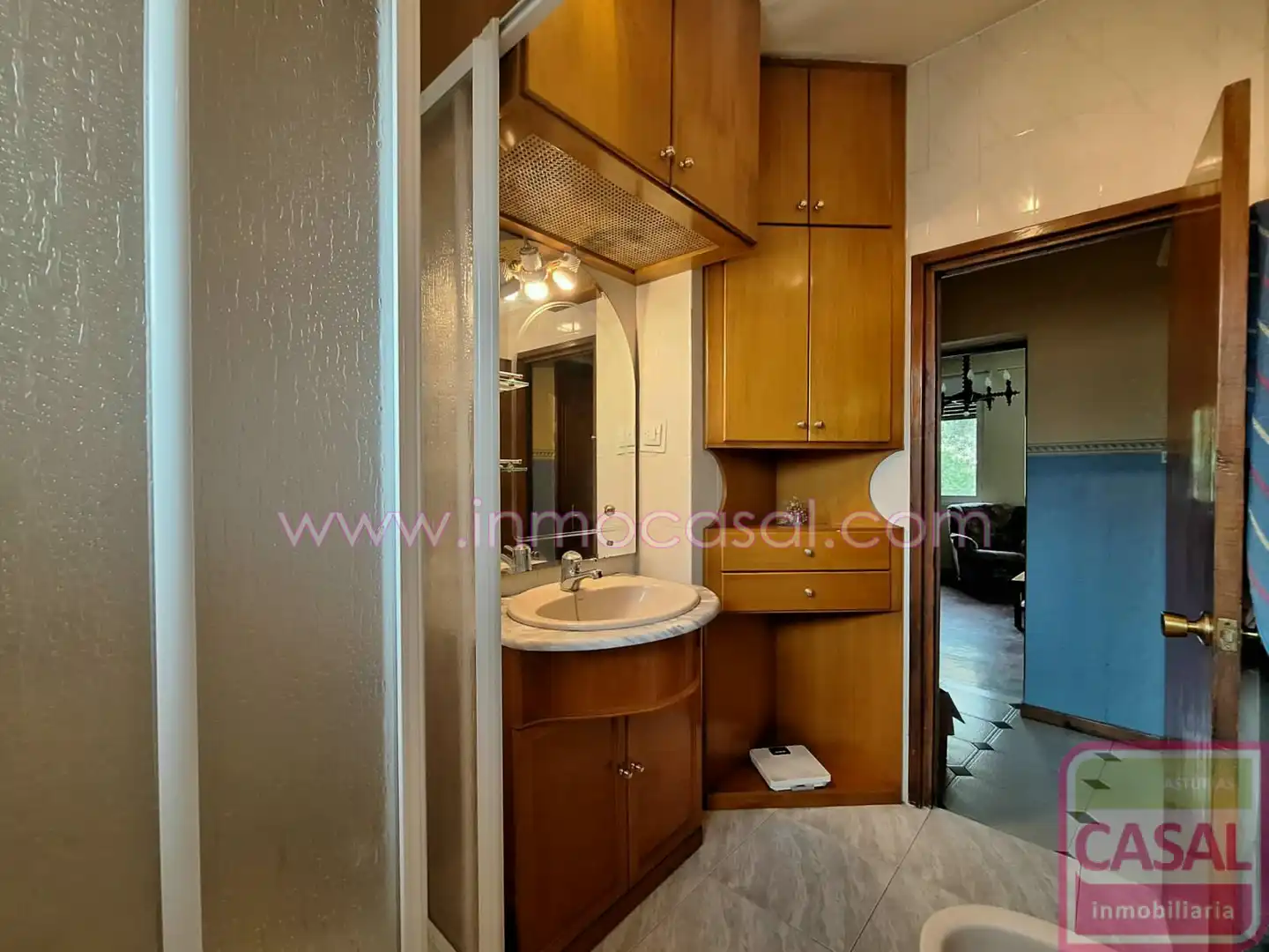 Baño de Piso en venta en Mieres (Asturias) con Calefacción y Amueblado