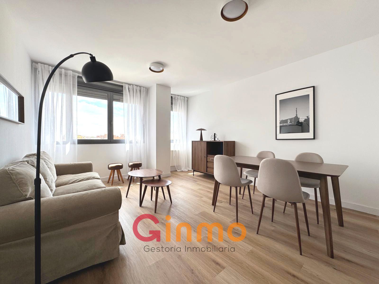 Living room of Duplex to rent in  Madrid Capital  with Air Conditioner, Heating and Furnished