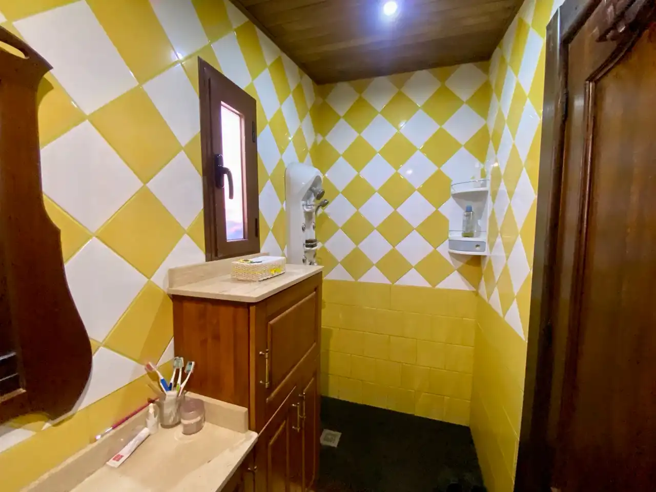 Bathroom of Detached homes for sale in Villarrubia de los Ojos  with Air Conditioner, Heating and Private garden