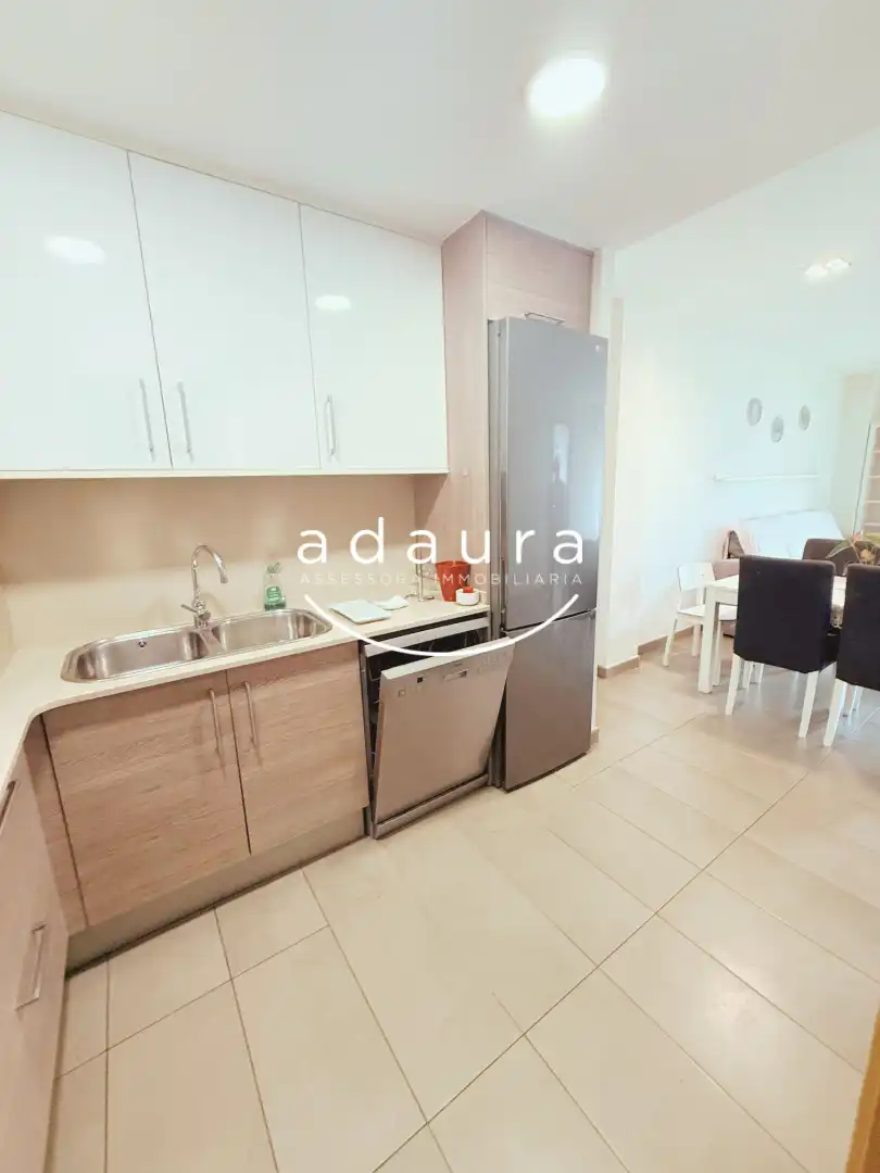 Piso en venta en Camí Ral de la Mercè, 434, Centre