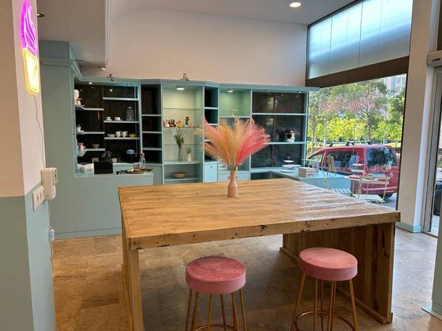 Local comercial en Alquiler en Plaça Ricard Camí, 12 en Barri del Centre