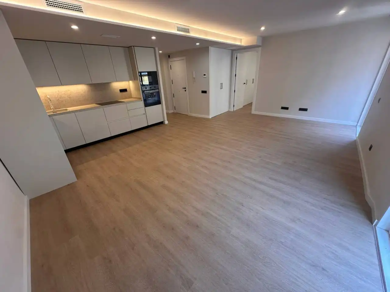 Flat for sale in Vila-seca  with Air Conditioner, Parquet flooring and Balcony