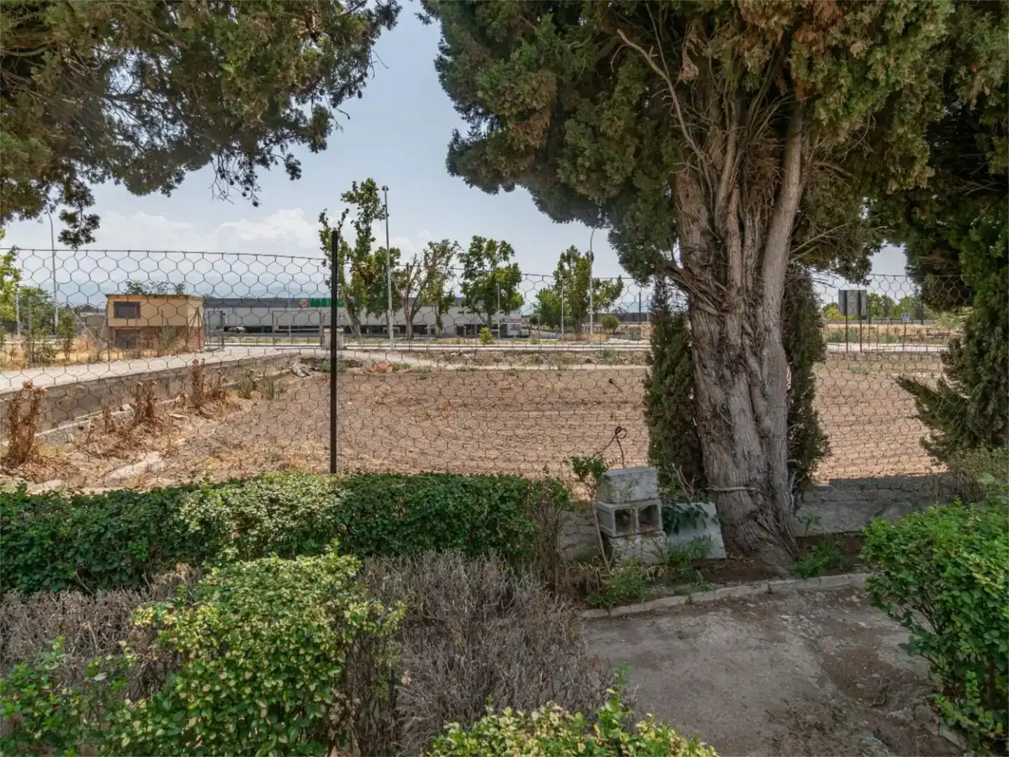 Piso en venta en Granada con Jardín privado y Piscina