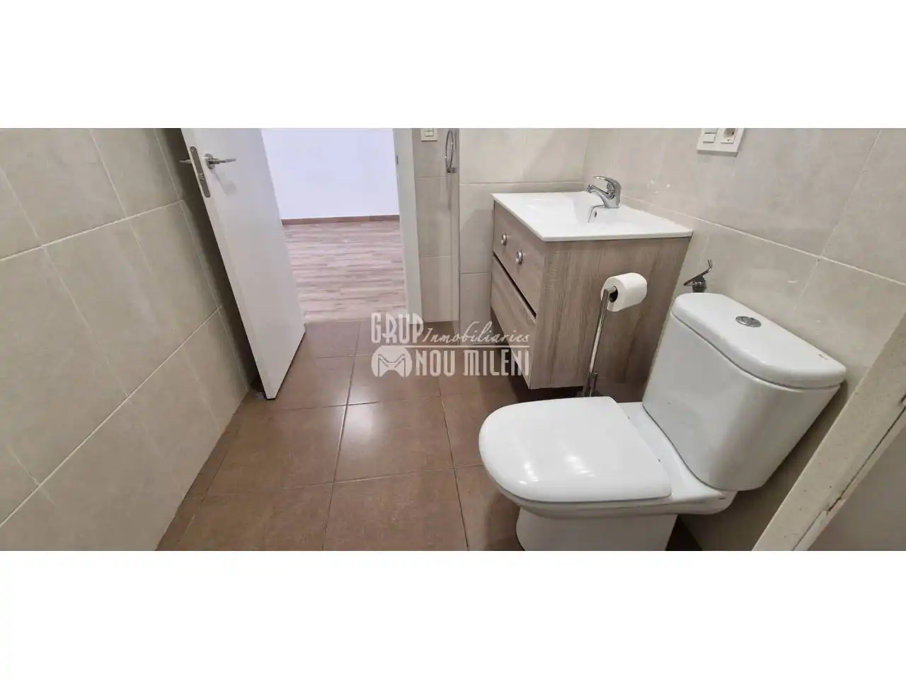 Baño de Piso de alquiler en Catarroja con Terraza