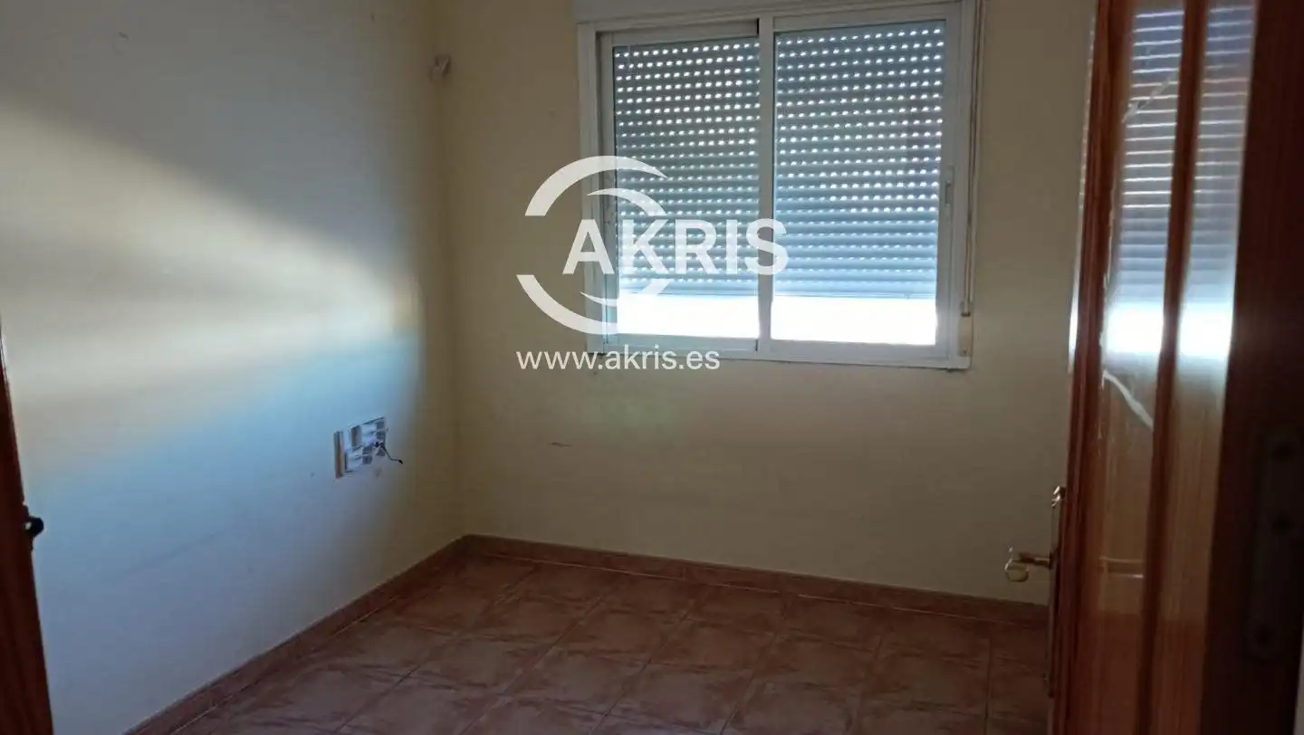 Houses for sale in Calle Colón, La Puebla de Almoradiel