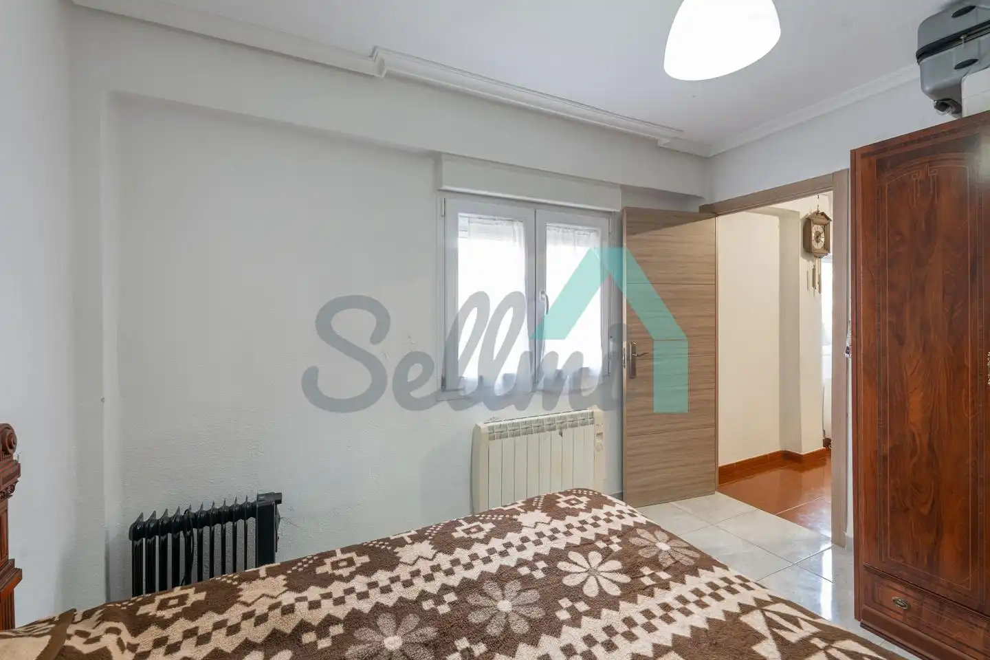 Habitación de Piso de alquiler en Avilés con Calefacción y Amueblado