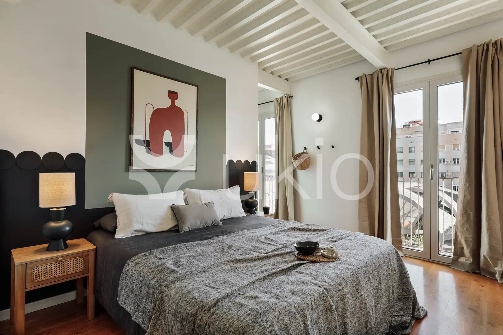 Schlafzimmer von Wohnungen zur Miete in Barcelona mit Klimaanlage, Heizung und Möbliert
