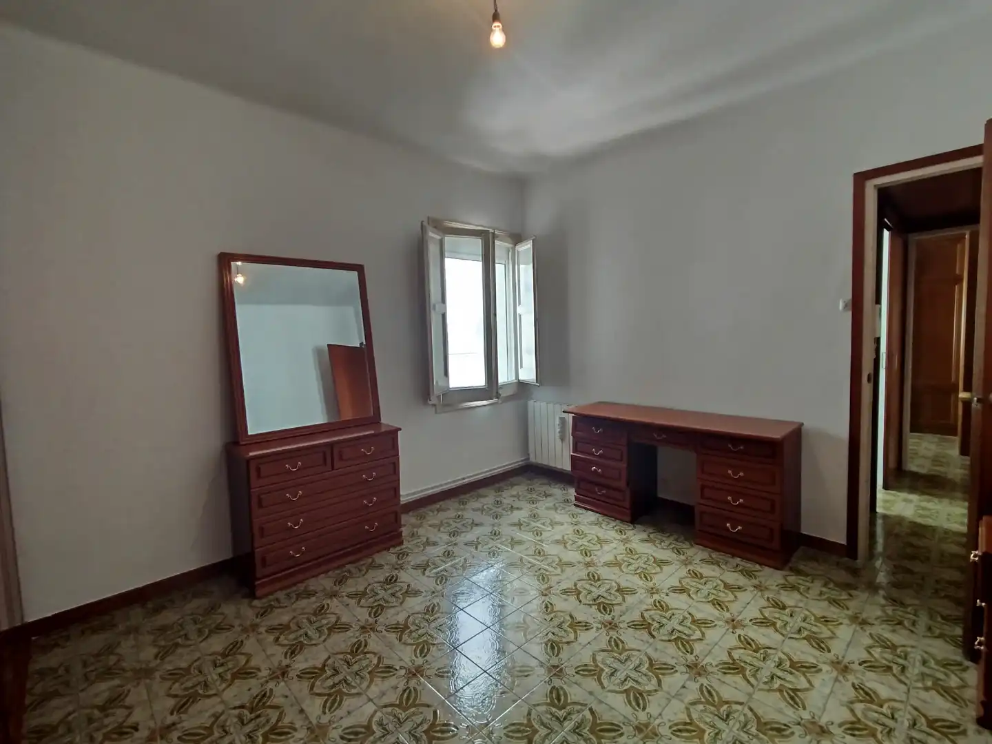 Bedroom of Flat for sale in Barcelona  with Air Conditioner, Heating and Balcony