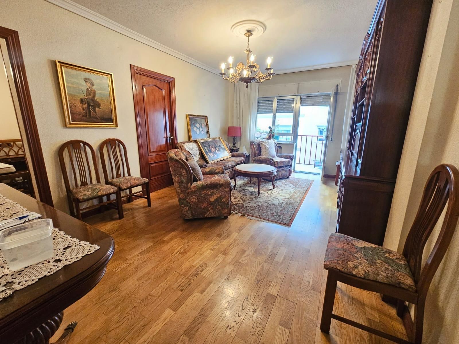 Sala de estar de Piso en venta en Salamanca Capital con Balcón