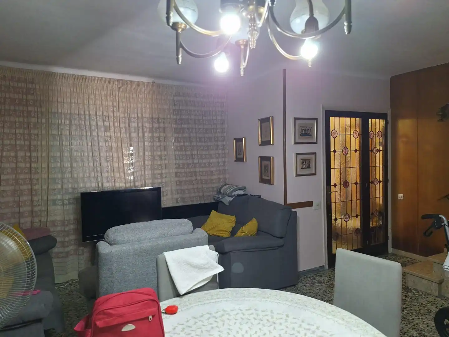 Sala de estar de Casa adosada en venta en Castellar del Vallès con Calefacción, Terraza y Trastero