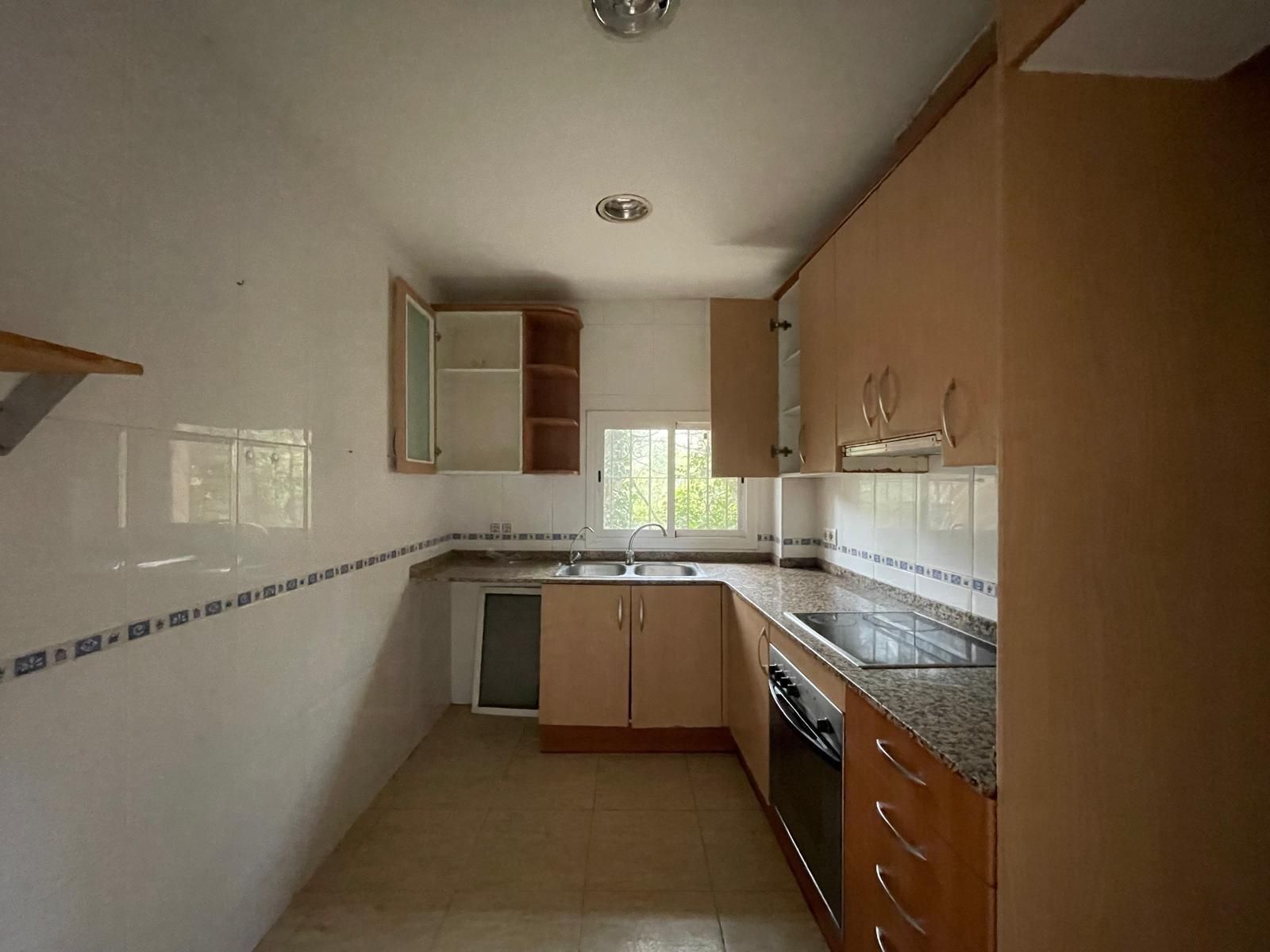 Kitchen of House or chalet for sale in Tortosa  with Private garden and Community pool