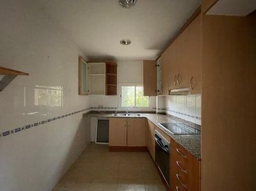 Chalet con piscina en venta en Urbanitzacions