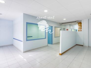 Local comercial en venda a Doctor Fleming