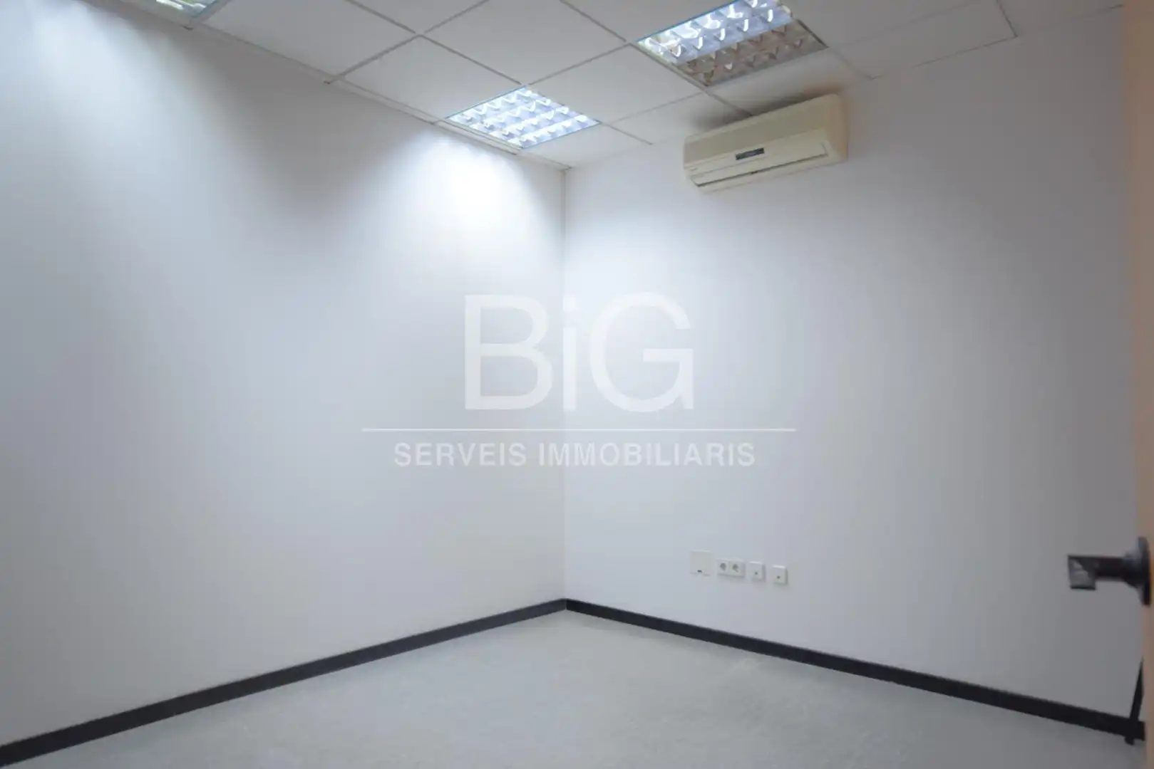 Business premises to rent in Centre, imagen 16