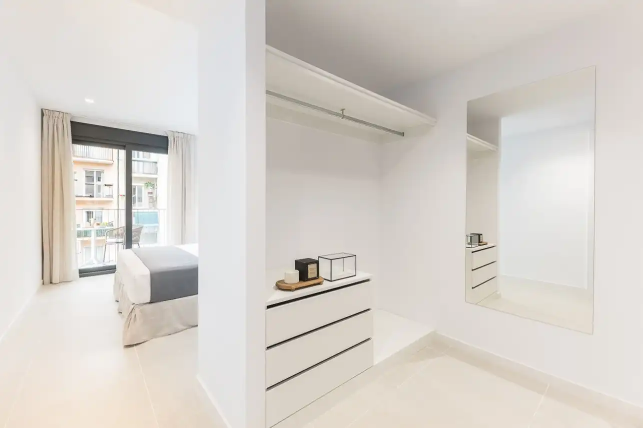 Bedroom of Apartments for rent in Barcelona  with Air Conditioner, Heating and Private garden