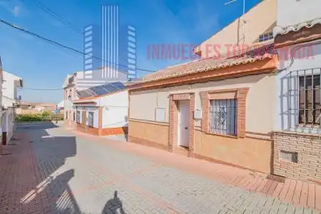 Casa o xalet en venda a LOGROÑO, La Zubia Ciudad