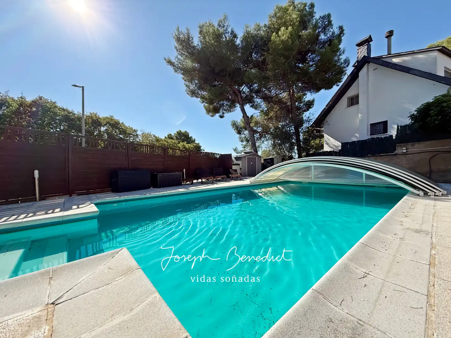 Swimming pool of Houses for sale in Castelldefels  with Air Conditioner, Heating and Private garden